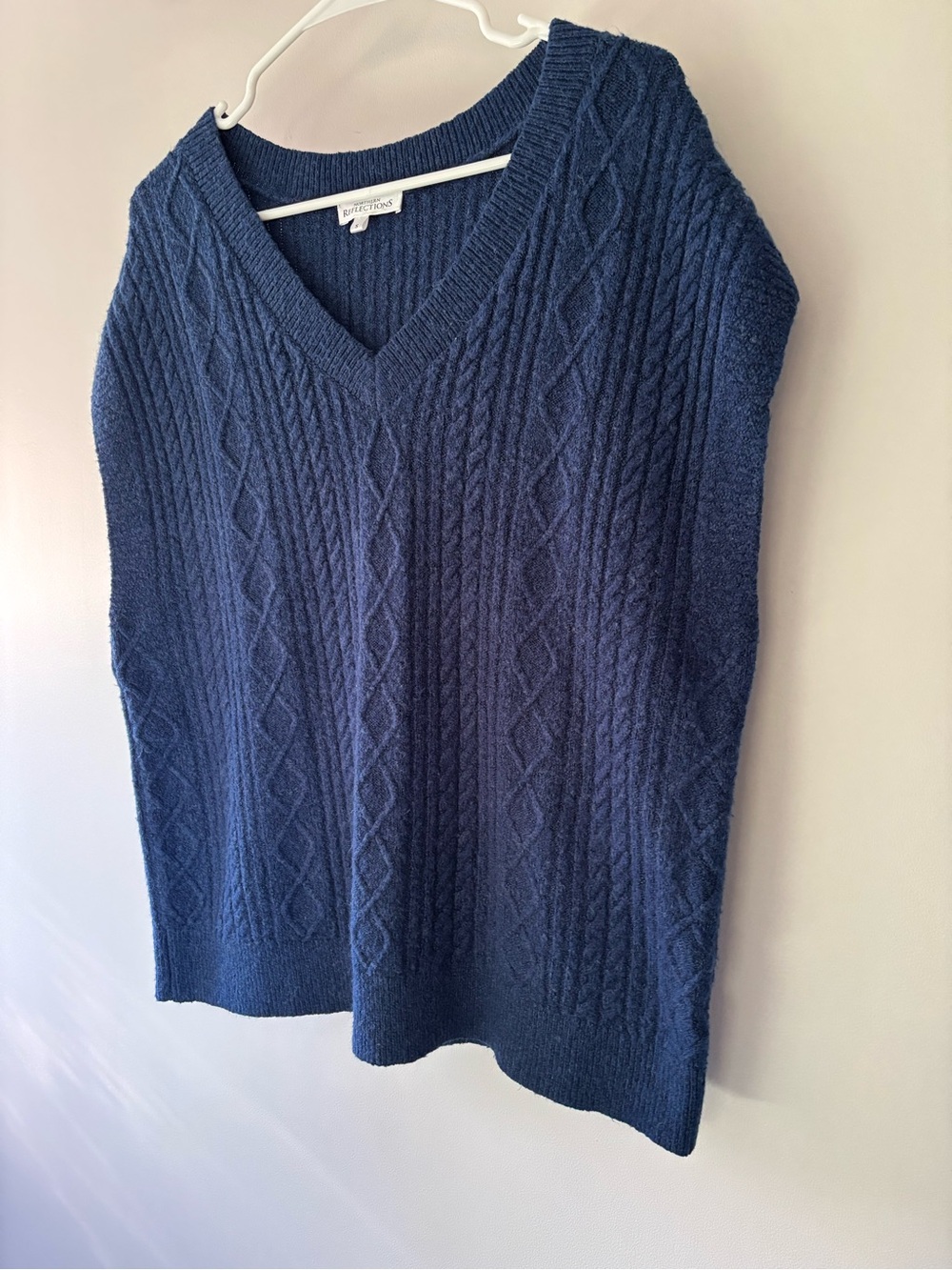 Northern Reflections Navy Cable Knit V-Neck Sweater Vest - Picture 3 of 5